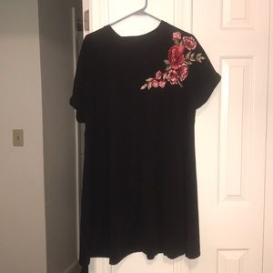T shirt dress with flower detail